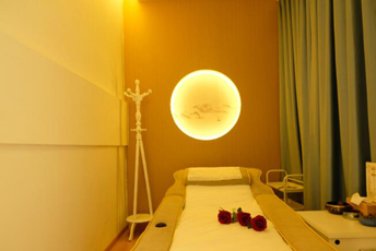 苏州吴中日式指压的寂静美学：在按压中听见雪落的声音